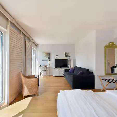 Hirschen In Freiburg-lehen 4*