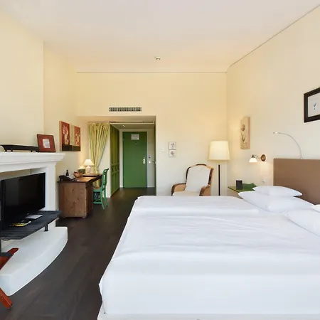 Hirschen In Freiburg-lehen Отель 4*
