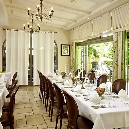 Hirschen In Freiburg-lehen Otel