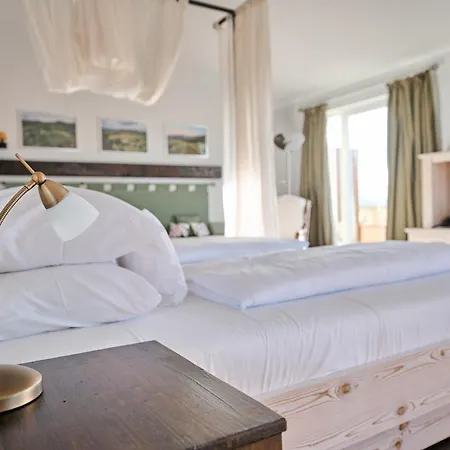 Hirschen In Freiburg-lehen Hotel