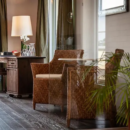 Hirschen In Freiburg-lehen 4* Freiburg im Breisgau