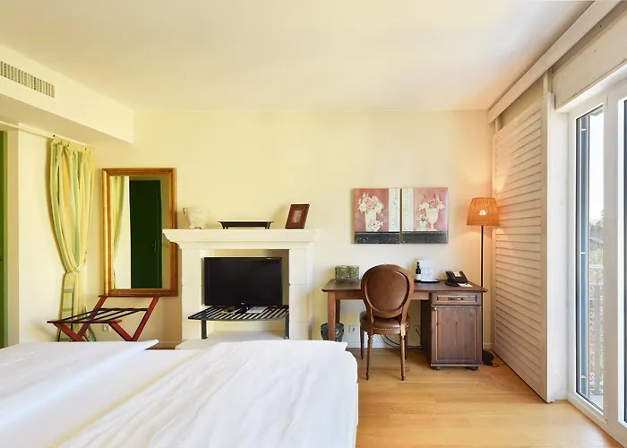 Hirschen In Freiburg-lehen 4*