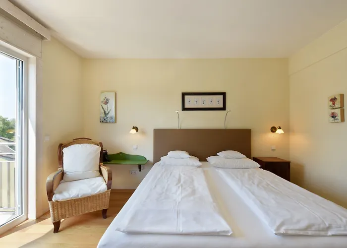 Hirschen In Freiburg-lehen 4* Freiburg im Breisgau