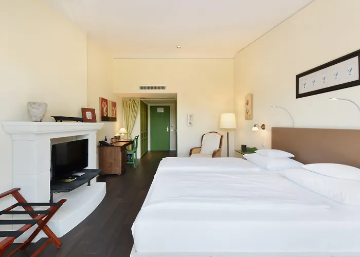 Hirschen In Freiburg-lehen Szálloda 4*