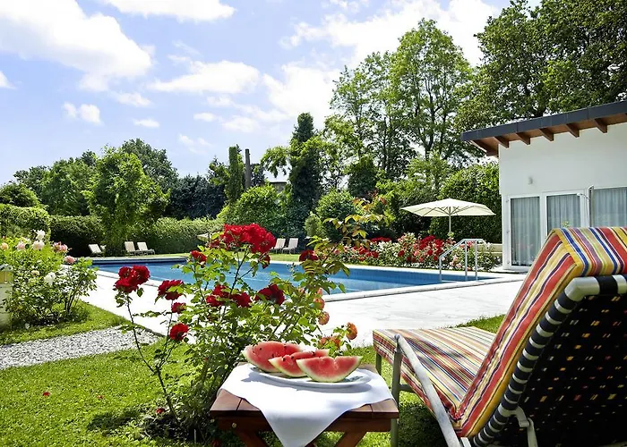 Hirschen In Freiburg-lehen Hotel